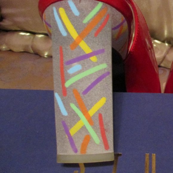 STUART WEITZMAN RED PATENT LEATHER SLING. (NWT) - Picture 9 of 15